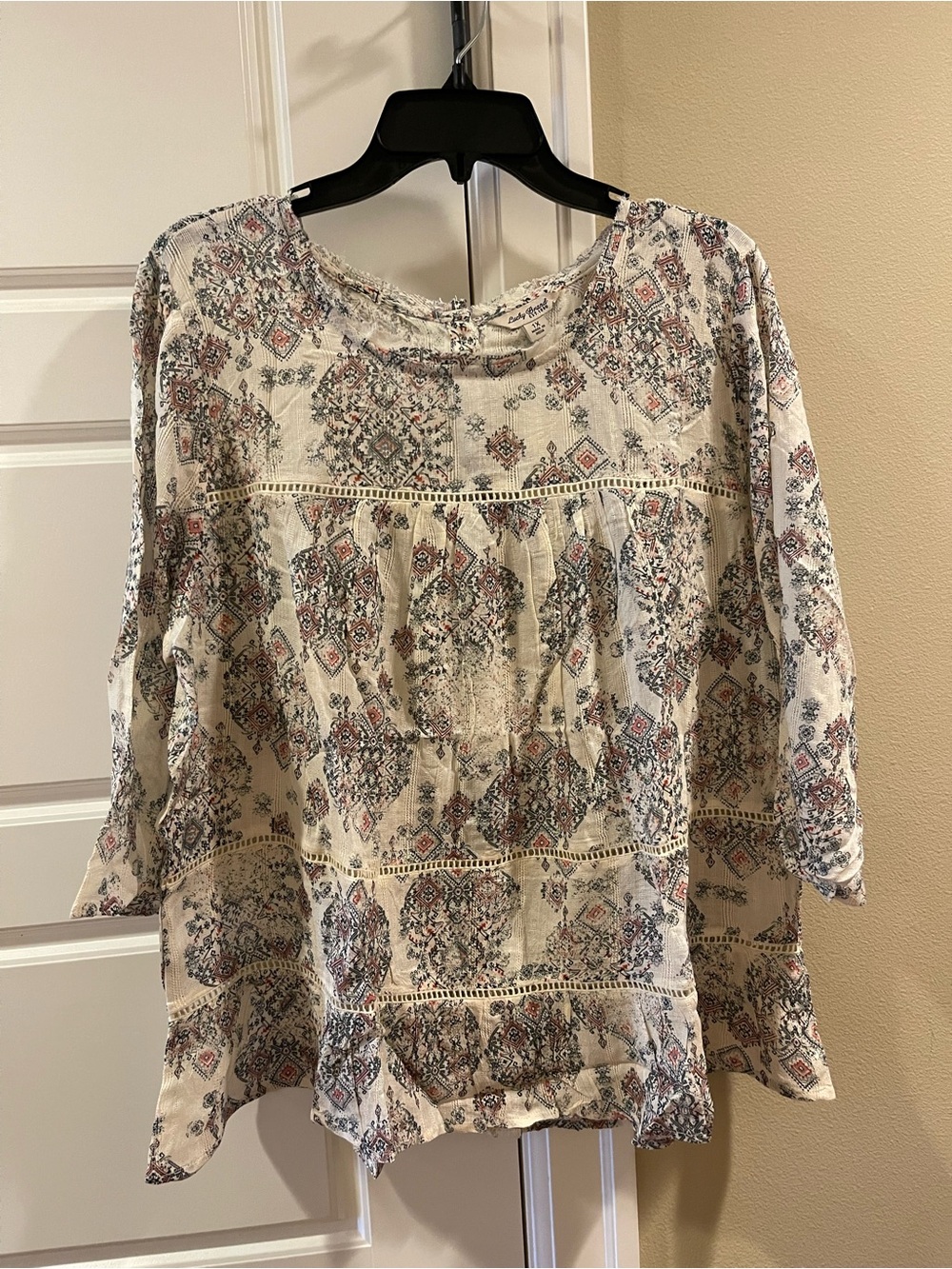 NWT Lucky Brand Cream Boho Printed Top with Multicolor Pattern